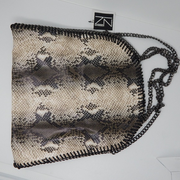 Python Chain Border Shoulder bag faux python NWT - Picture 3 of 8